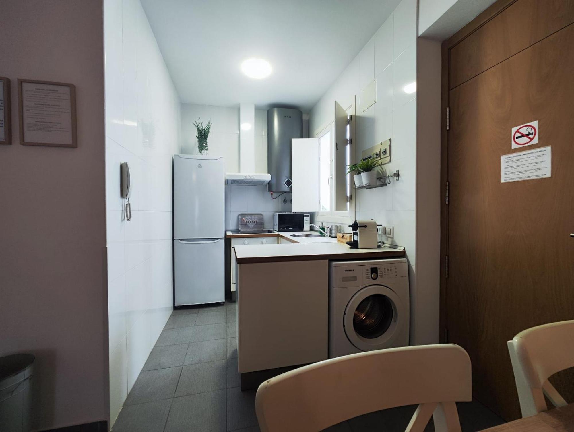 Suite Del Mercado Little Apartments Cádiz Exteriör bild