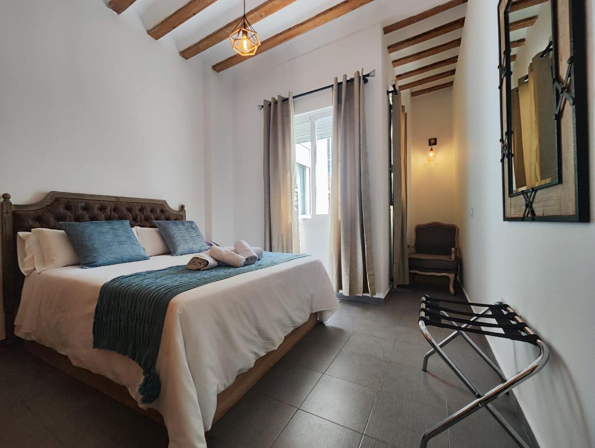 Suite Del Mercado Little Apartments Cádiz Exteriör bild